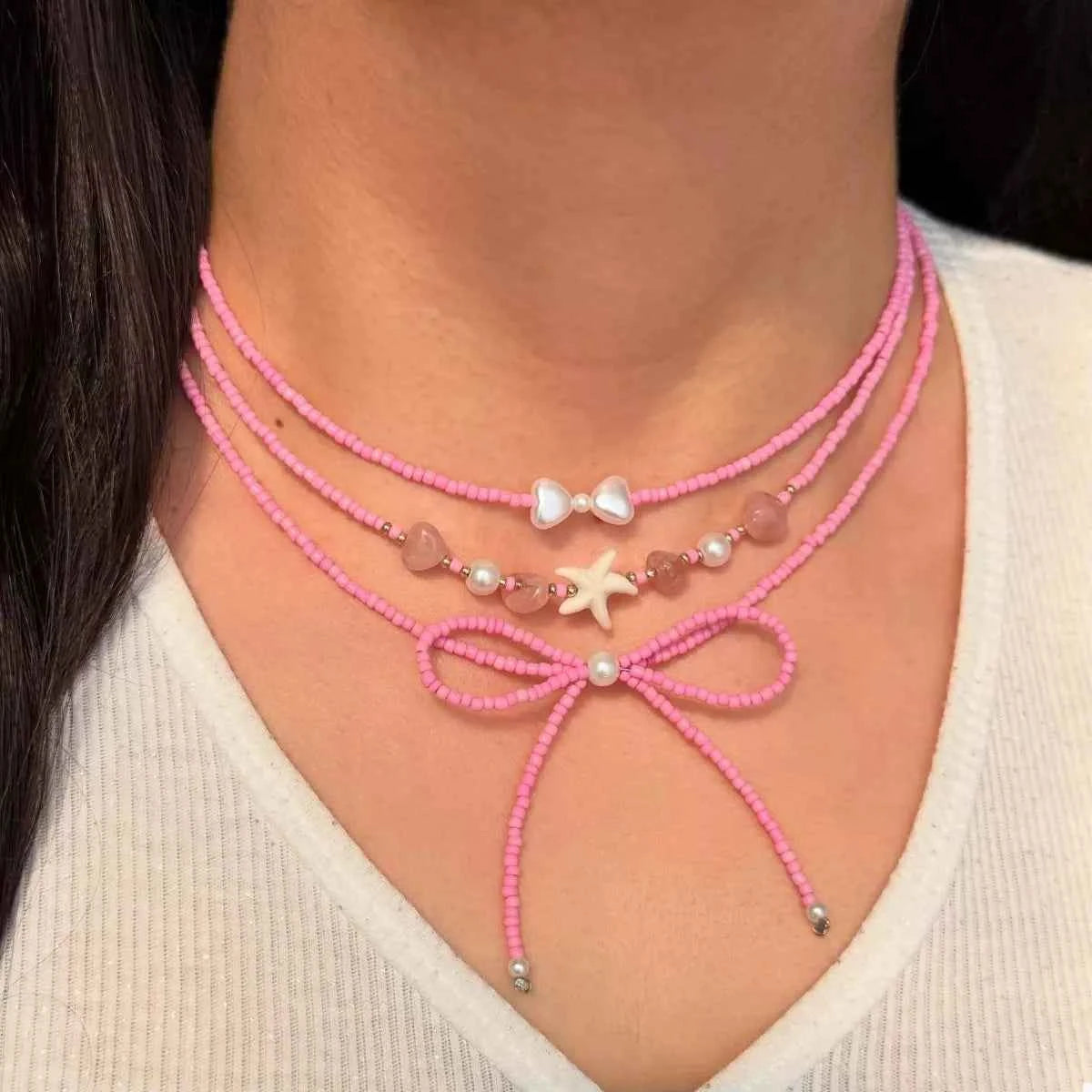 Beaded Three-Layered Necklace with Bow and Starfish Charms Fuchsia Pink onesize Trendsi