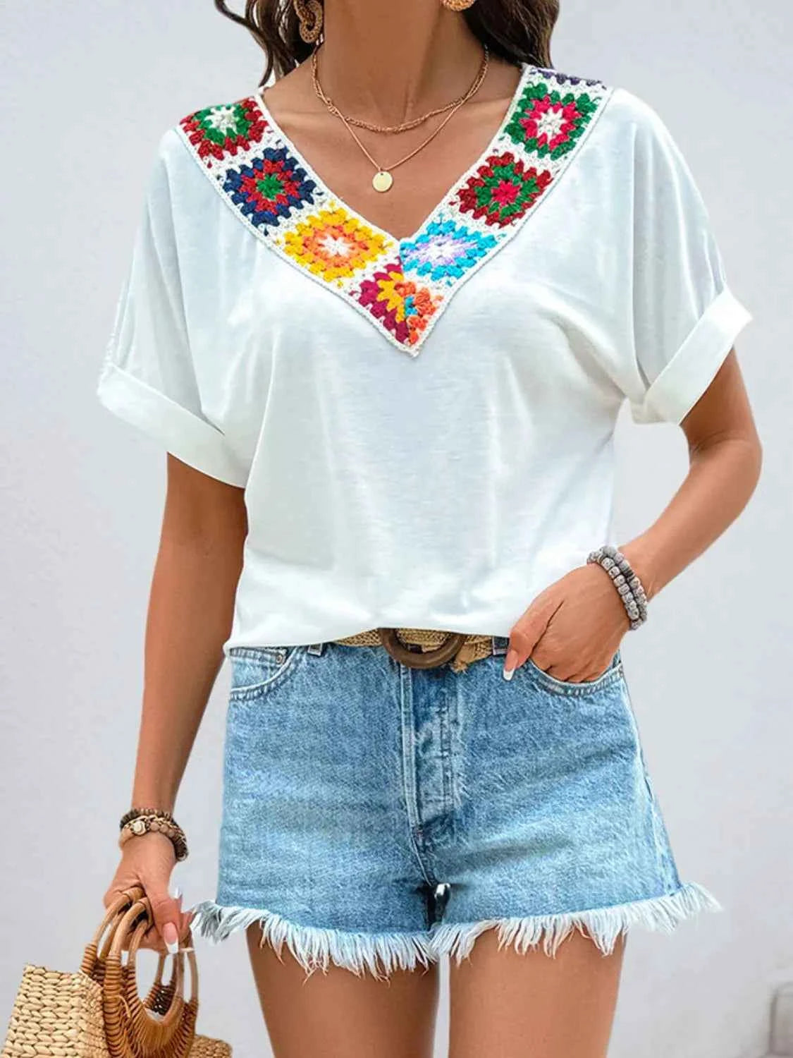 Contrast V-Neck Short Sleeve Top Trendsi