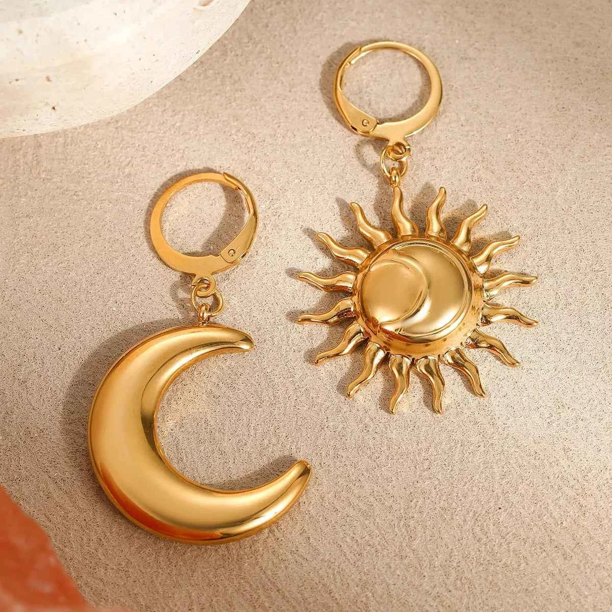 18K Gold-Plated Asymmetrical Sun & Moon Earrings Trendsi