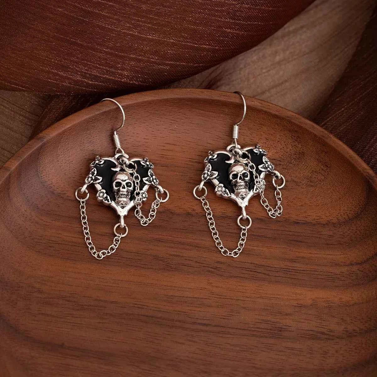 Gothic Heart Skull Earrings with Chain Detail - Halloween Statement Jewelry Trendsi