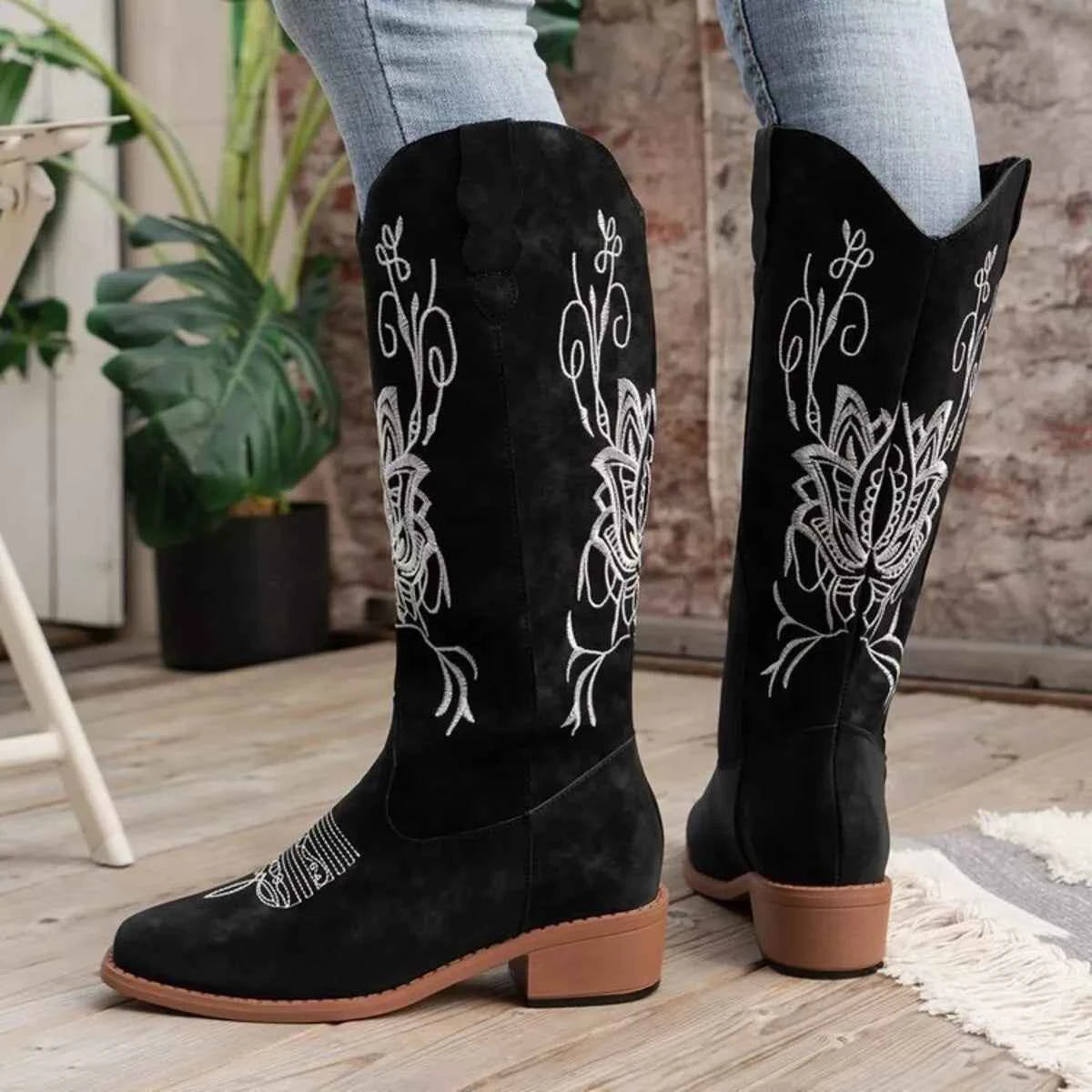 Embroidered Block Heels Boots Trendsi