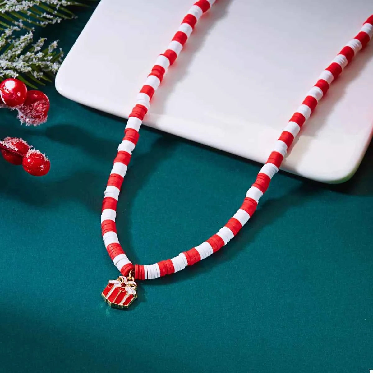 Christmas Pendant Necklace Trendsi