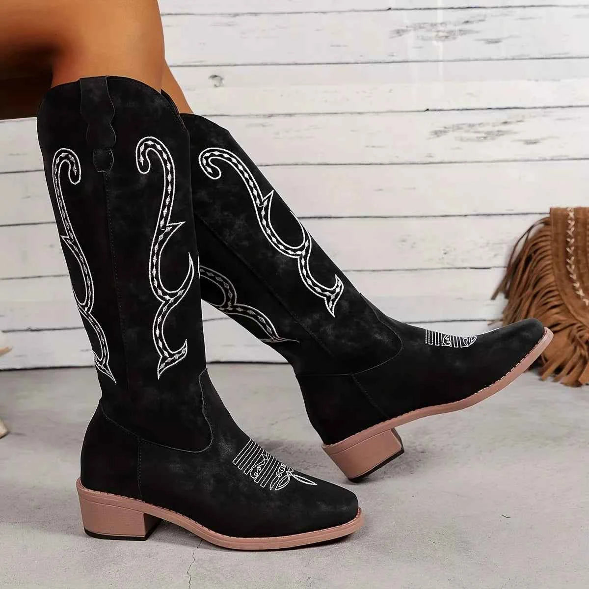 Embroidered Round Toe Block Heels Boots Trendsi