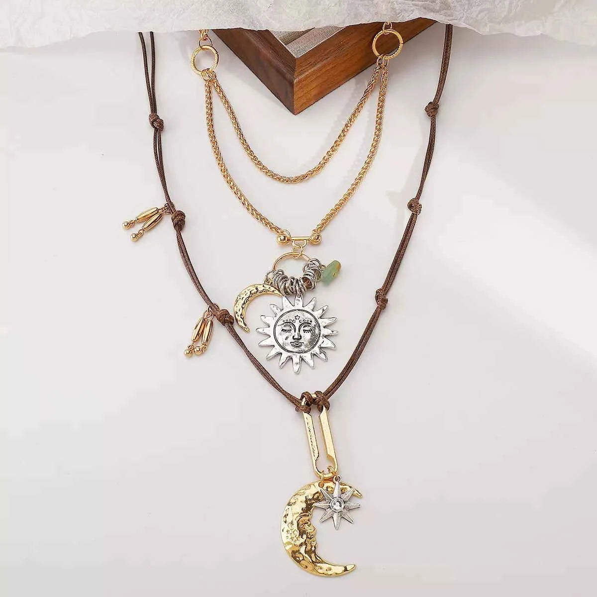 Moon & Sun Pendant Necklace Trendsi