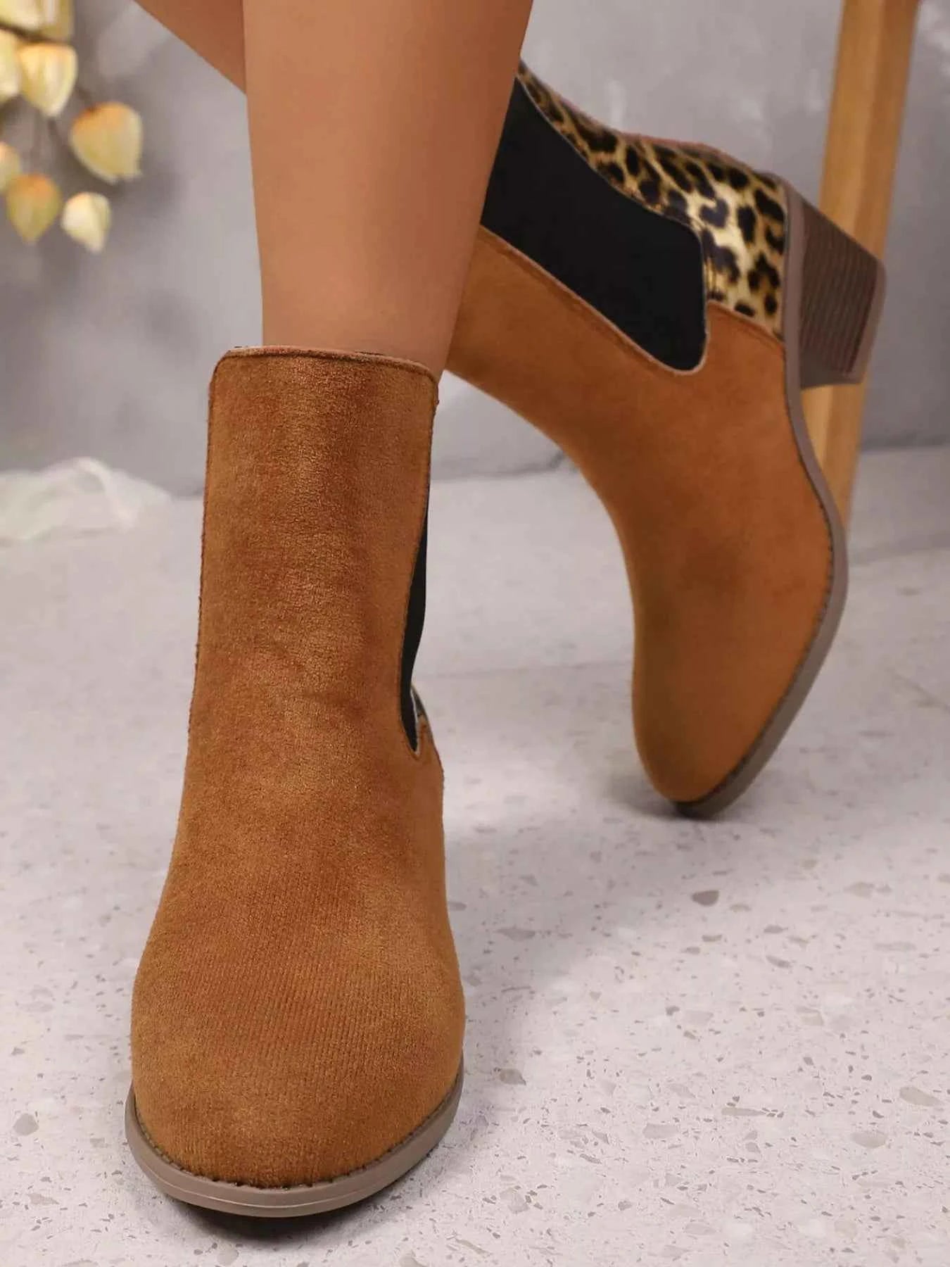Leopard Print Chelsea Ankle Boots with Block Heel Brown Trendsi