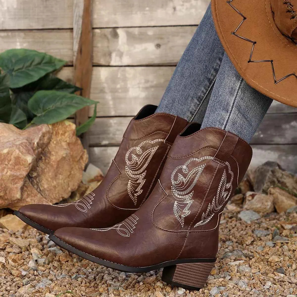 Western Cowboy Boots with Embroidered Design Trendsi