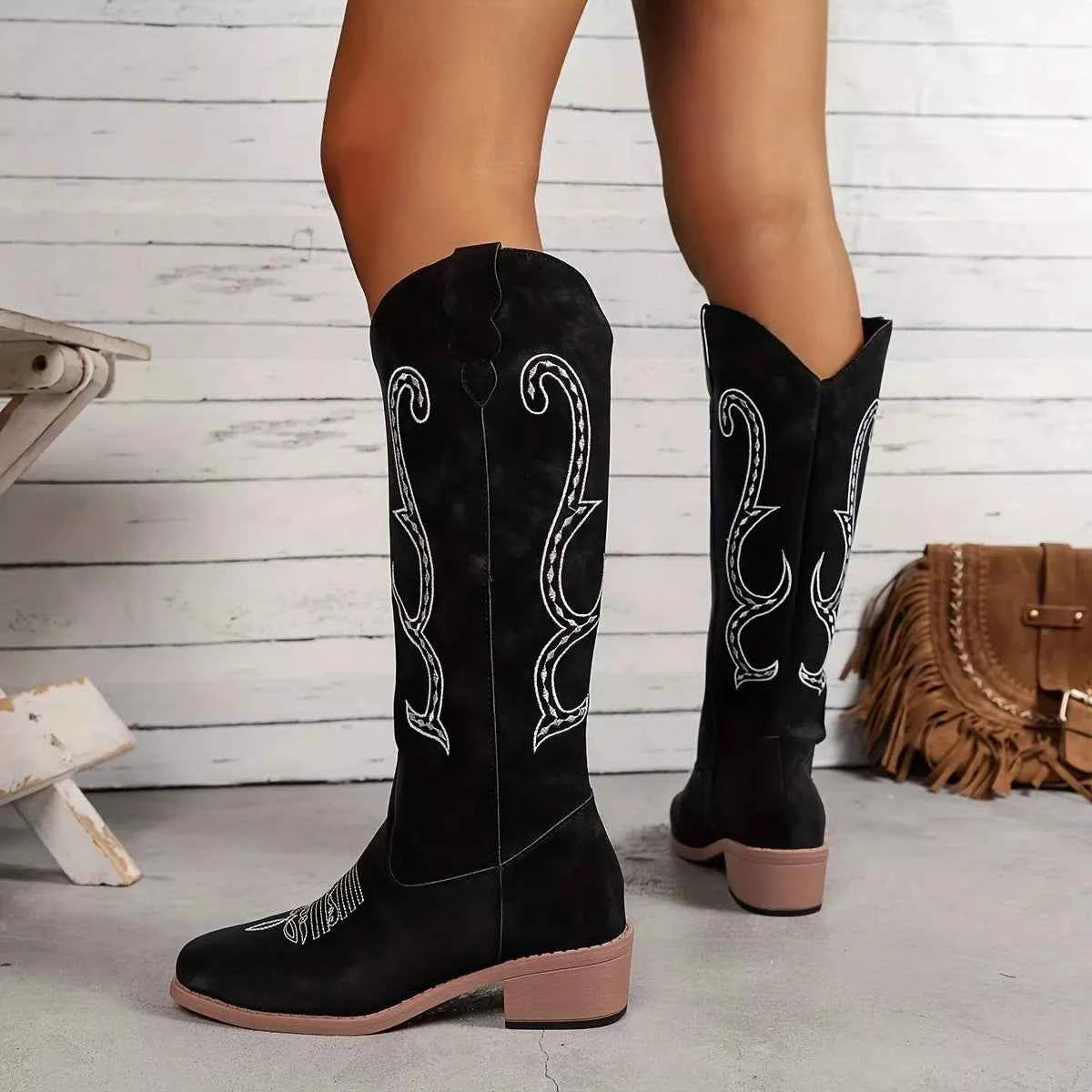 Embroidered Round Toe Block Heels Boots Trendsi