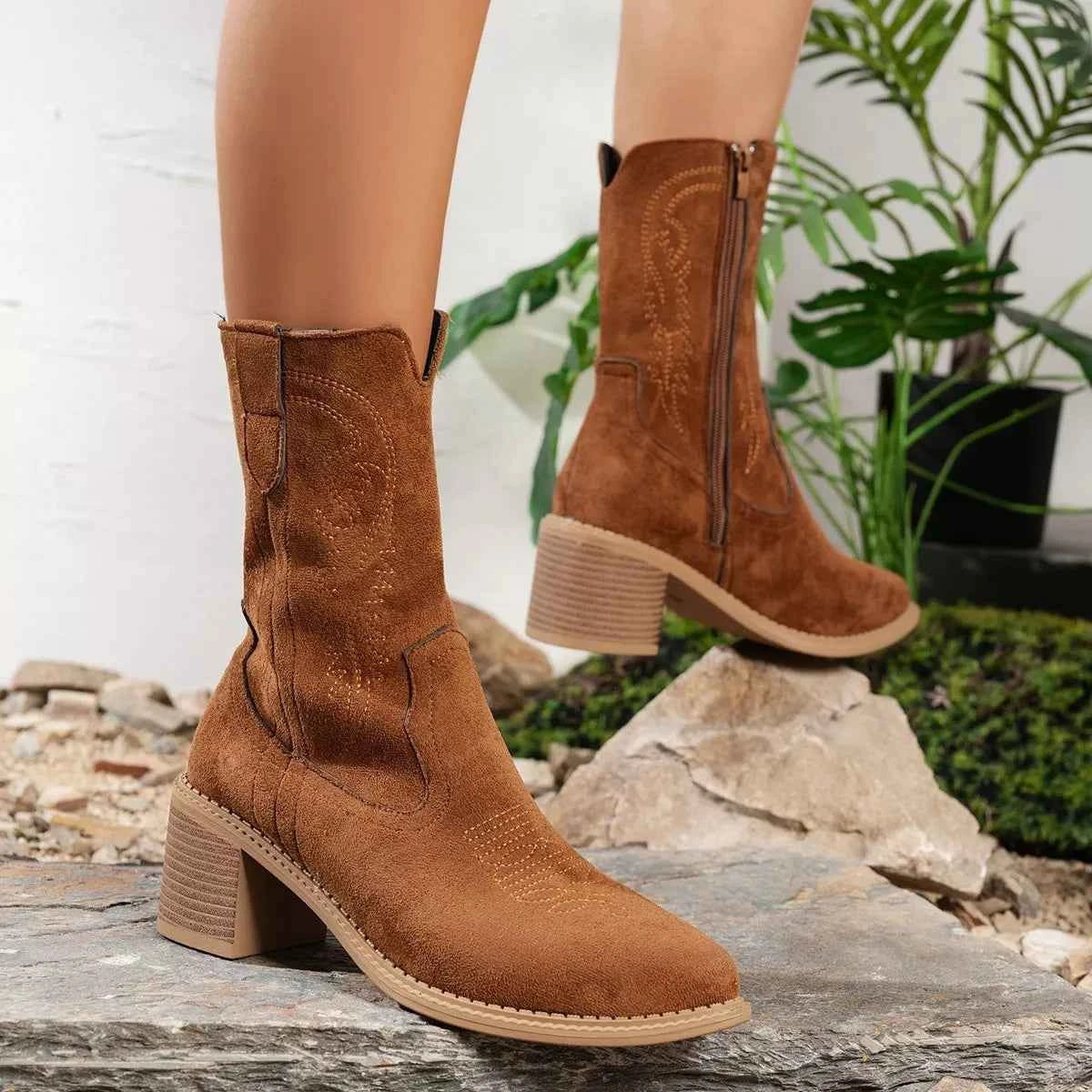Suede Block Heel Western Boots Trendsi
