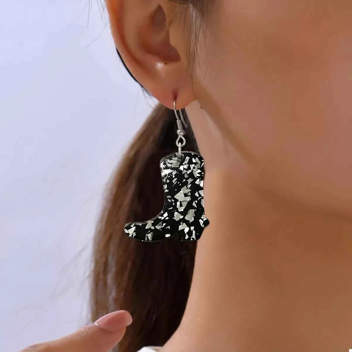 Cowboy Boot Dangle Earrings Black onesize Trendsi